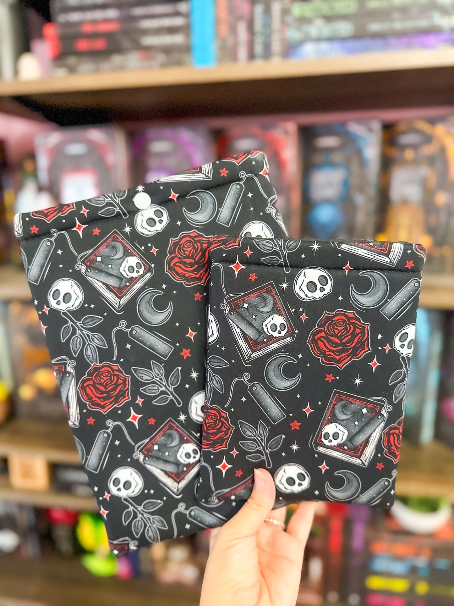 Skulls & Roses Paperback Book Sleeve