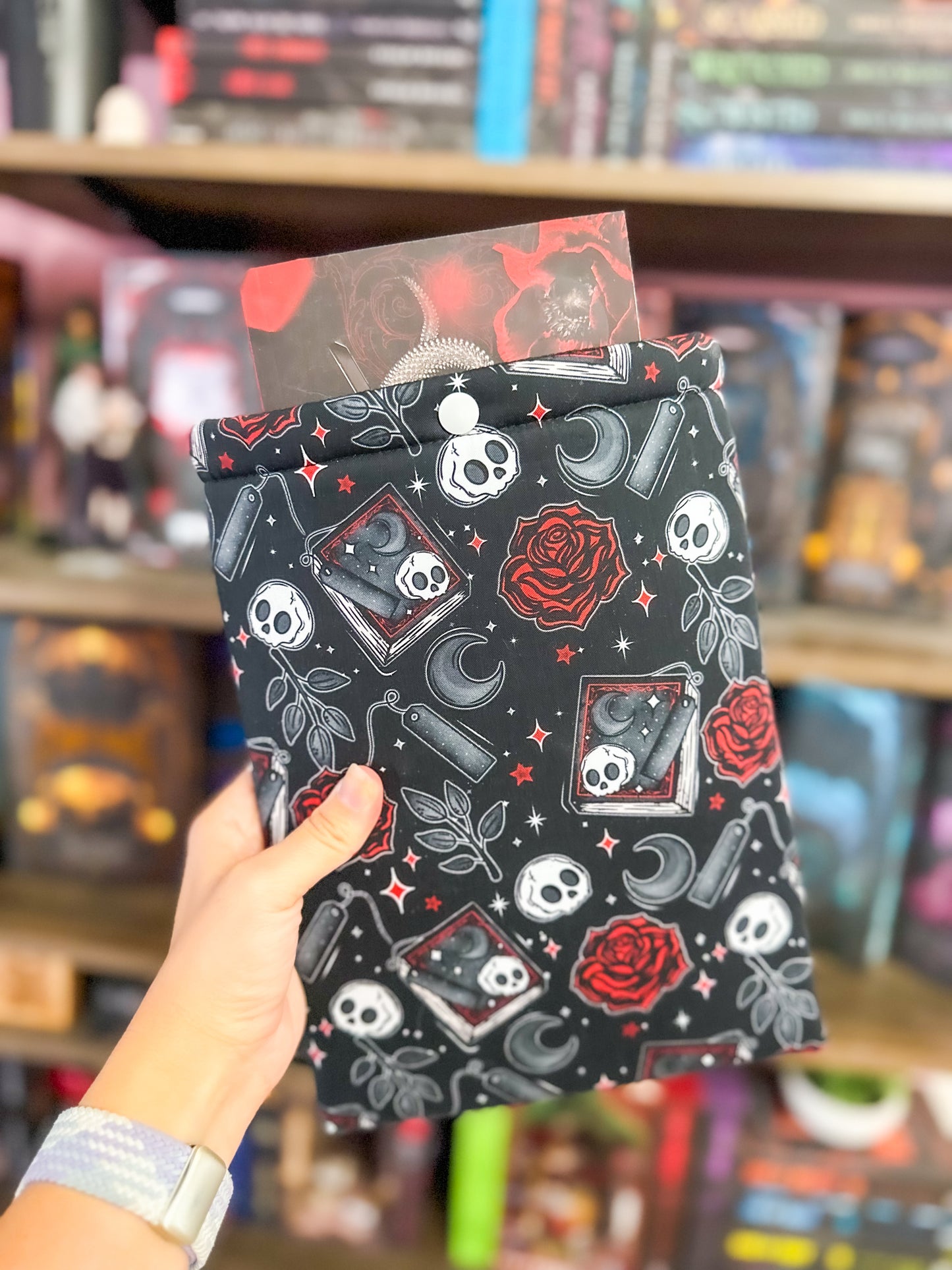 Skulls & Roses Paperback Book Sleeve