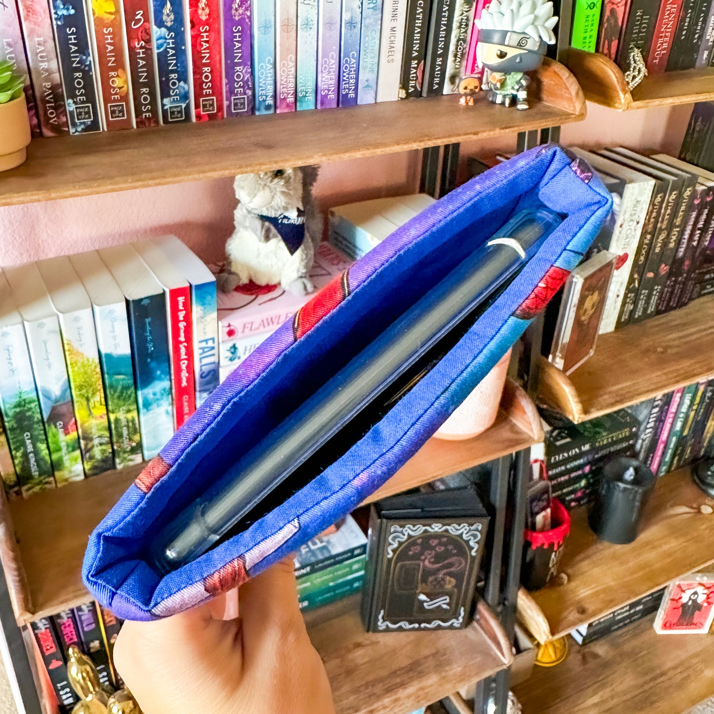 Super Peens Kindle Sleeve