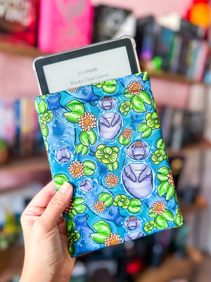 Florida Springs Kindle Sleeve - Choose Alligators or Manatees